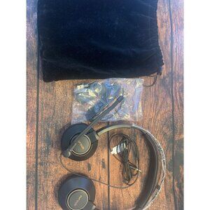 Nuroum Wired Headset With Microphone Noise-Canceling Black & Gold For Office/Rem